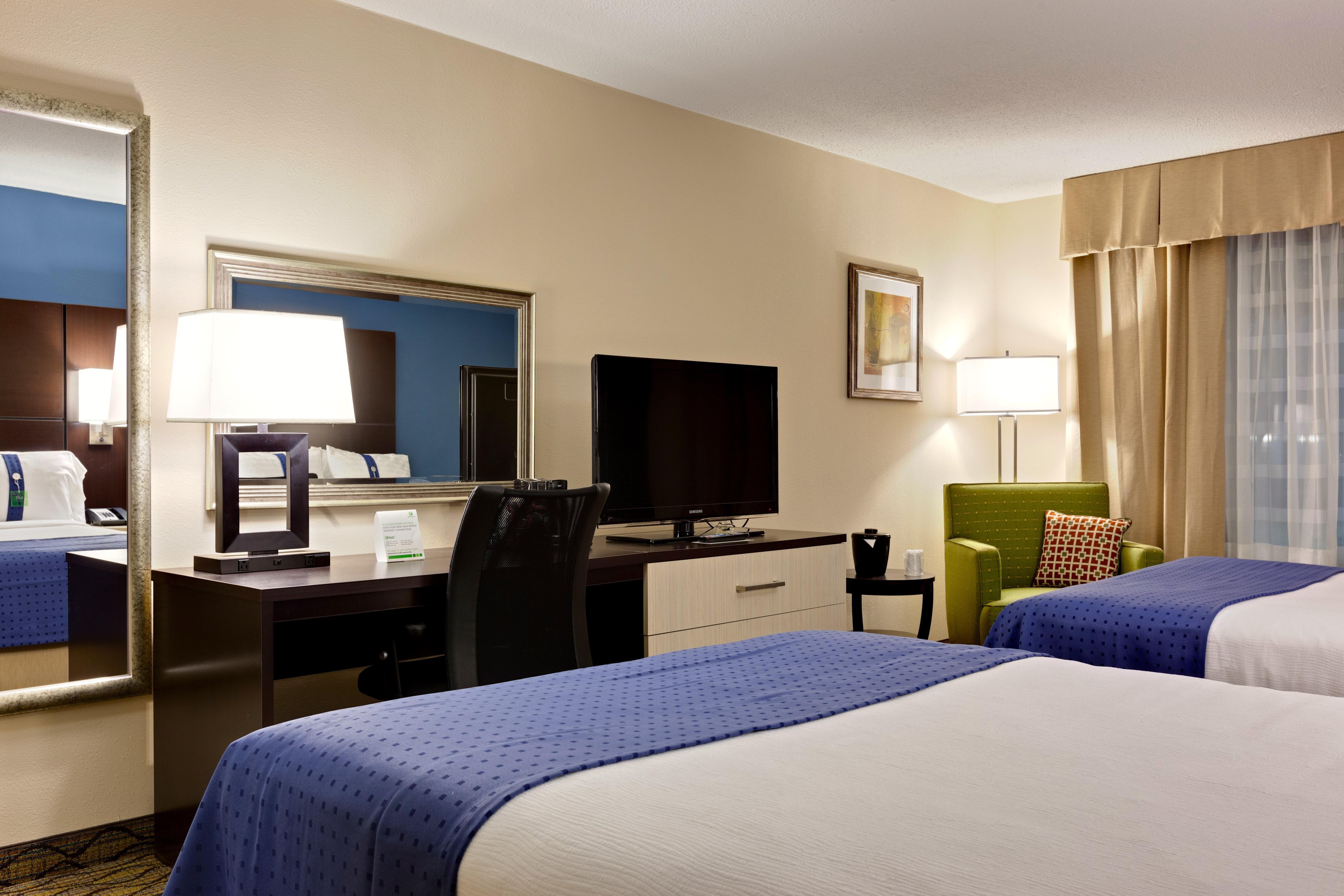 Holiday Inn & Suites Atlanta Airport North By Ihg College Park Bagian luar foto