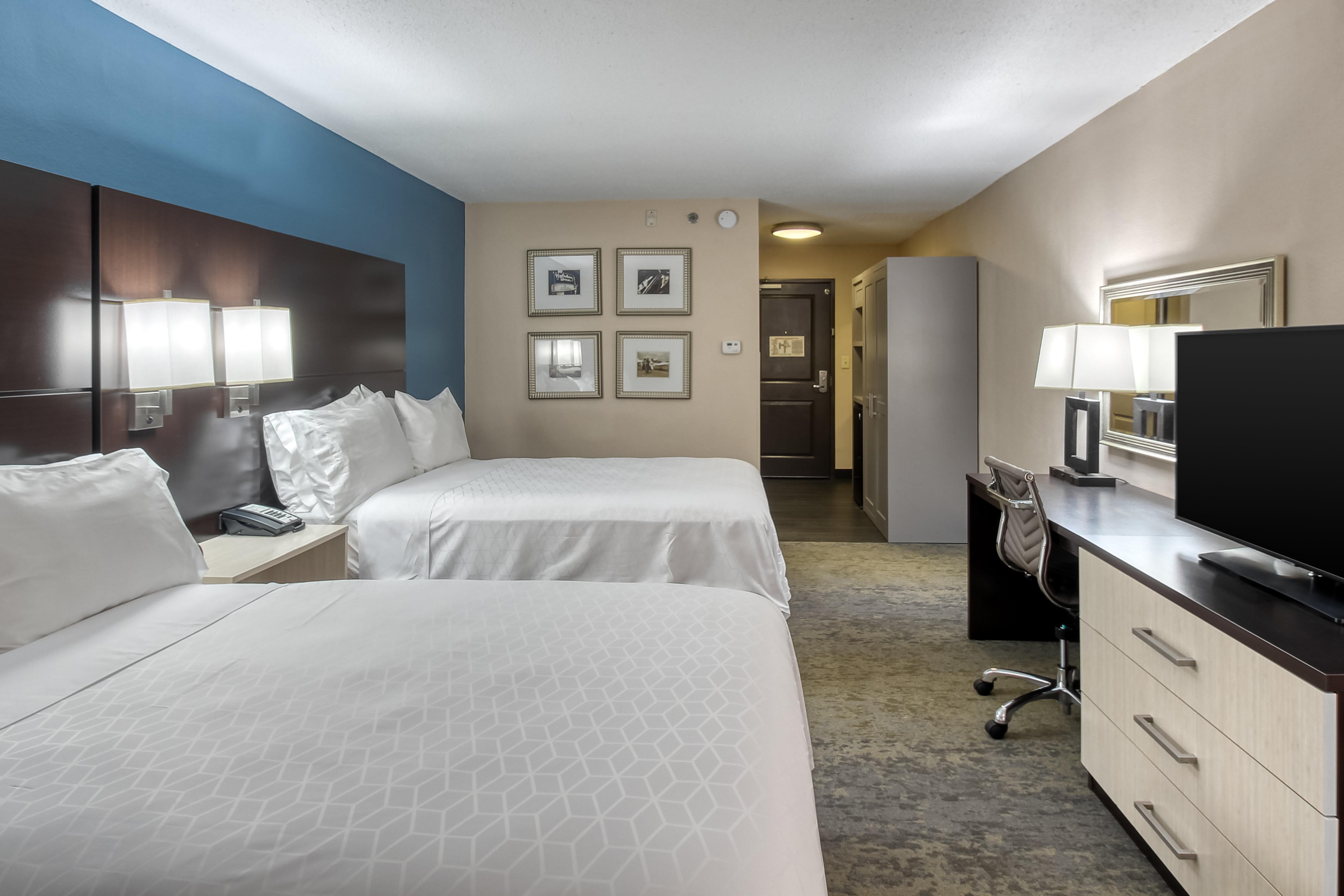 Holiday Inn & Suites Atlanta Airport North By Ihg College Park Bagian luar foto