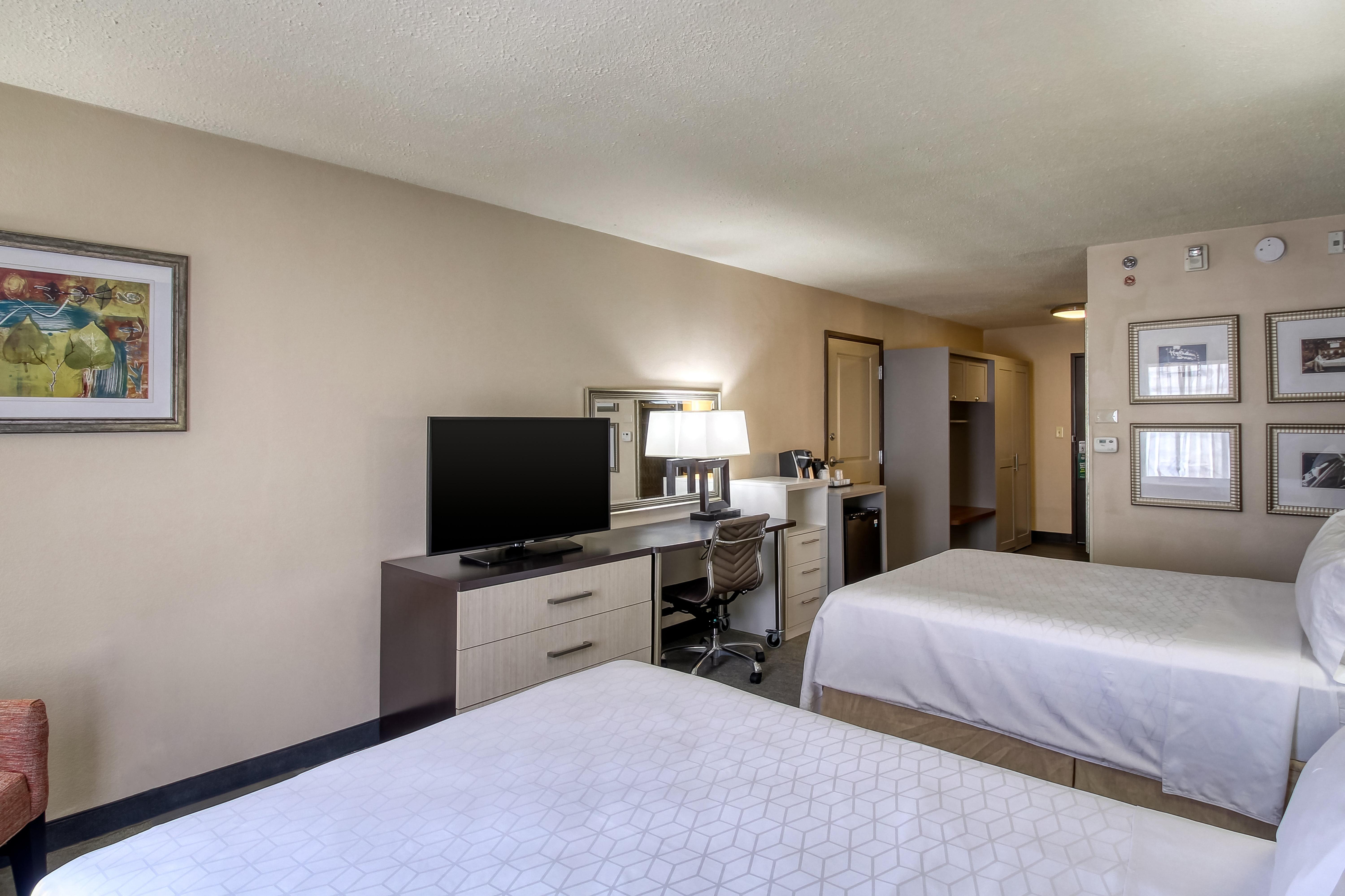 Holiday Inn & Suites Atlanta Airport North By Ihg College Park Bagian luar foto