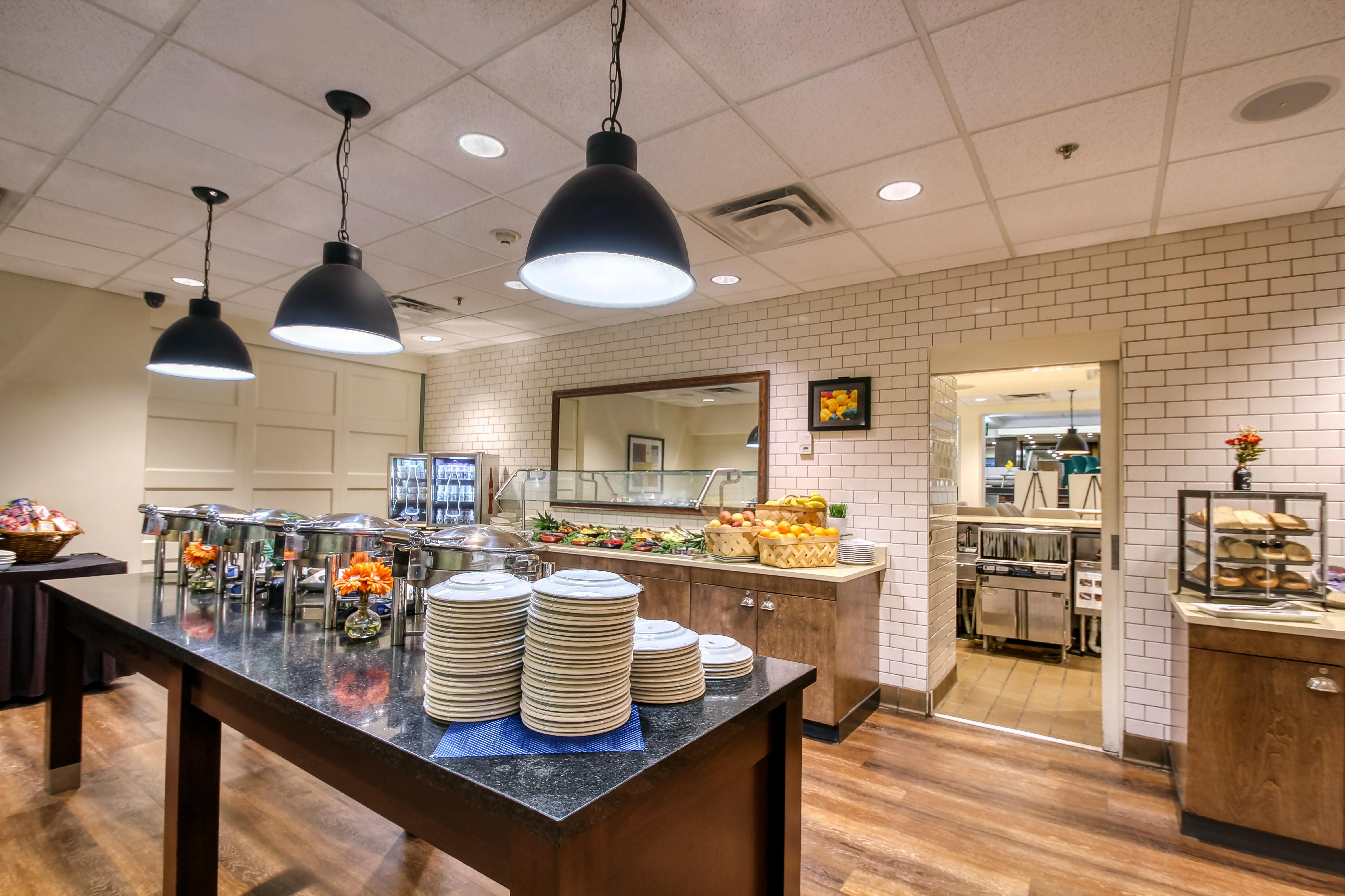 Holiday Inn & Suites Atlanta Airport North By Ihg College Park Bagian luar foto