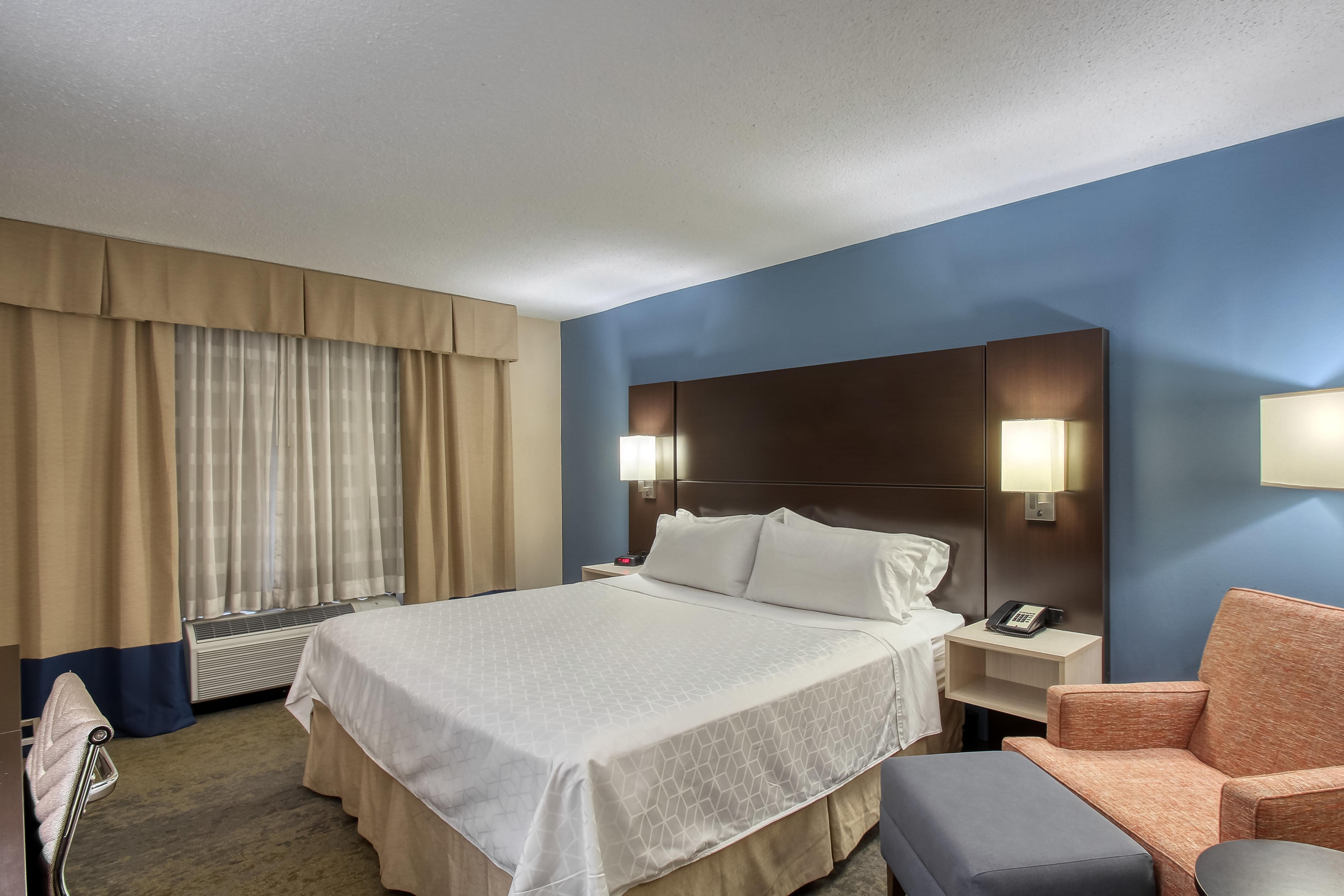 Holiday Inn & Suites Atlanta Airport North By Ihg College Park Bagian luar foto